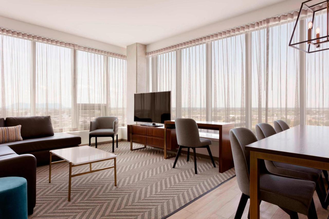 Sheraton Saint-Hyacinthe Hotel Zewnętrze zdjęcie