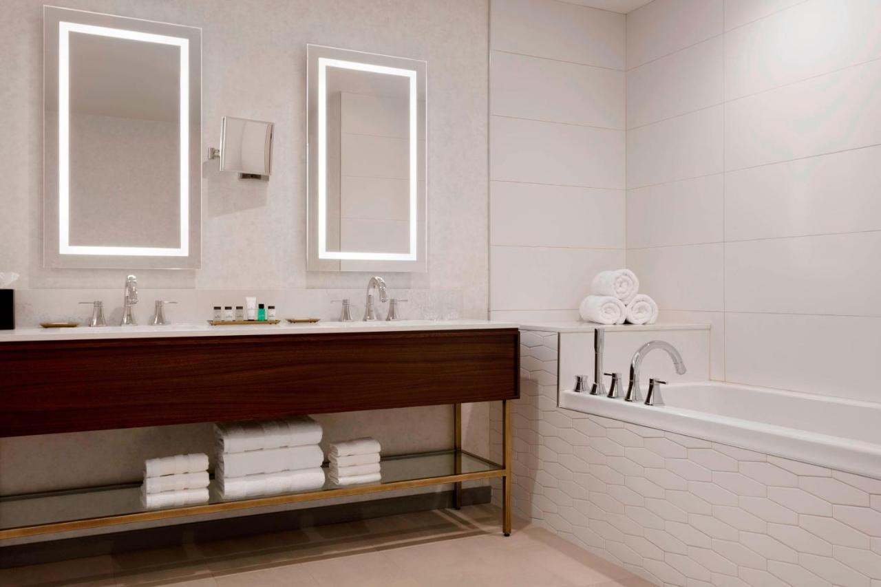 Sheraton Saint-Hyacinthe Hotel Zewnętrze zdjęcie